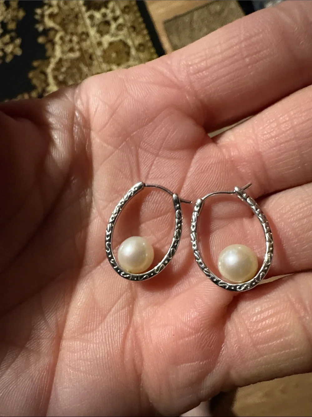 ROBERT EURE DESIGNS .925 STERLING SILVER HOOP FRESH WATER 8MM PEARL.EARRINGS
